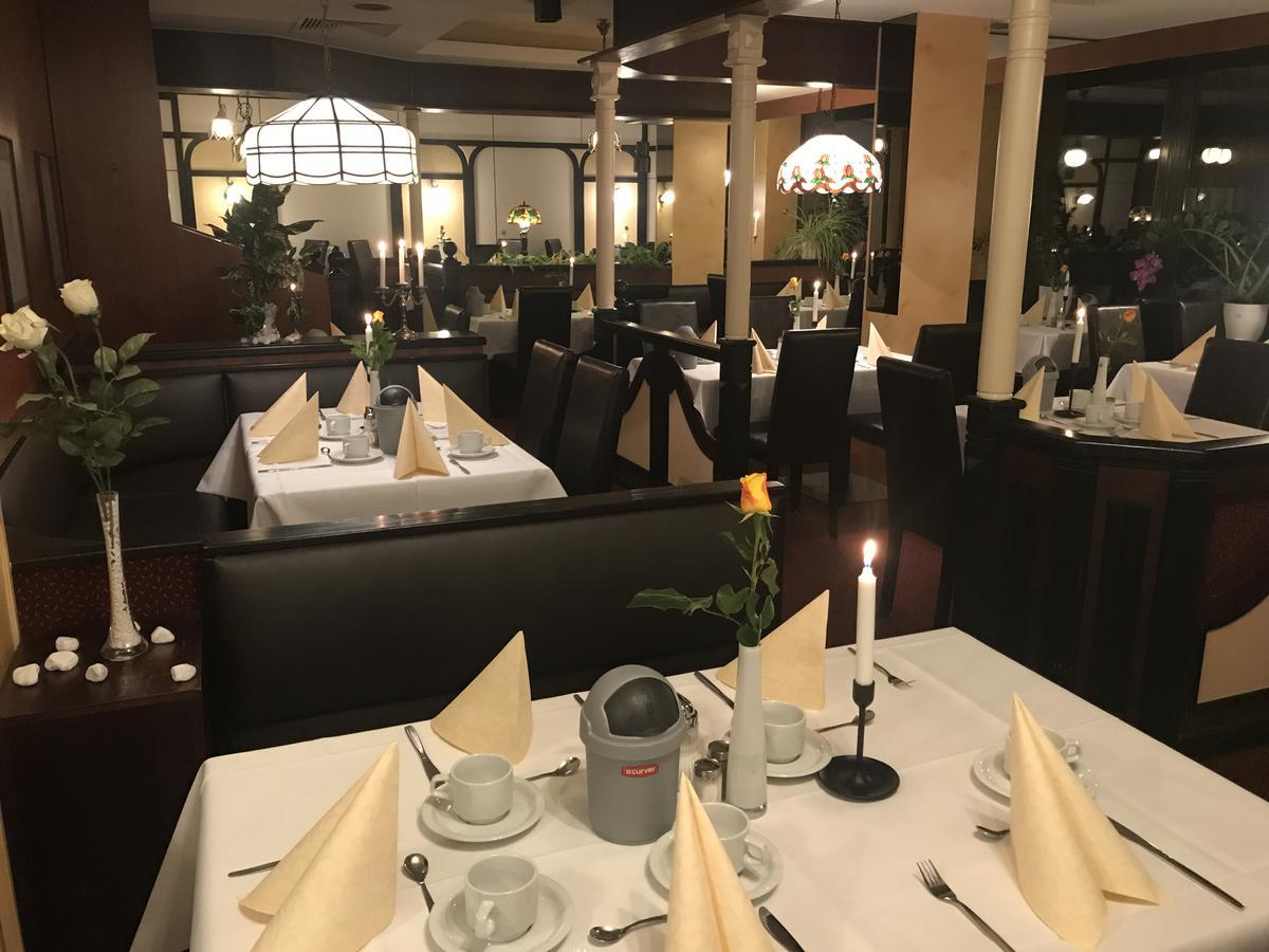 Karaman Group Hotel 바트넨도르프 외부 사진