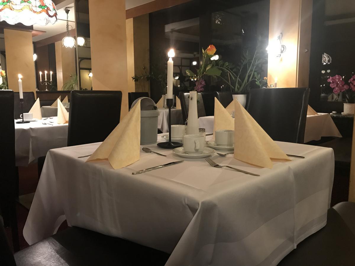 Karaman Group Hotel 바트넨도르프 외부 사진