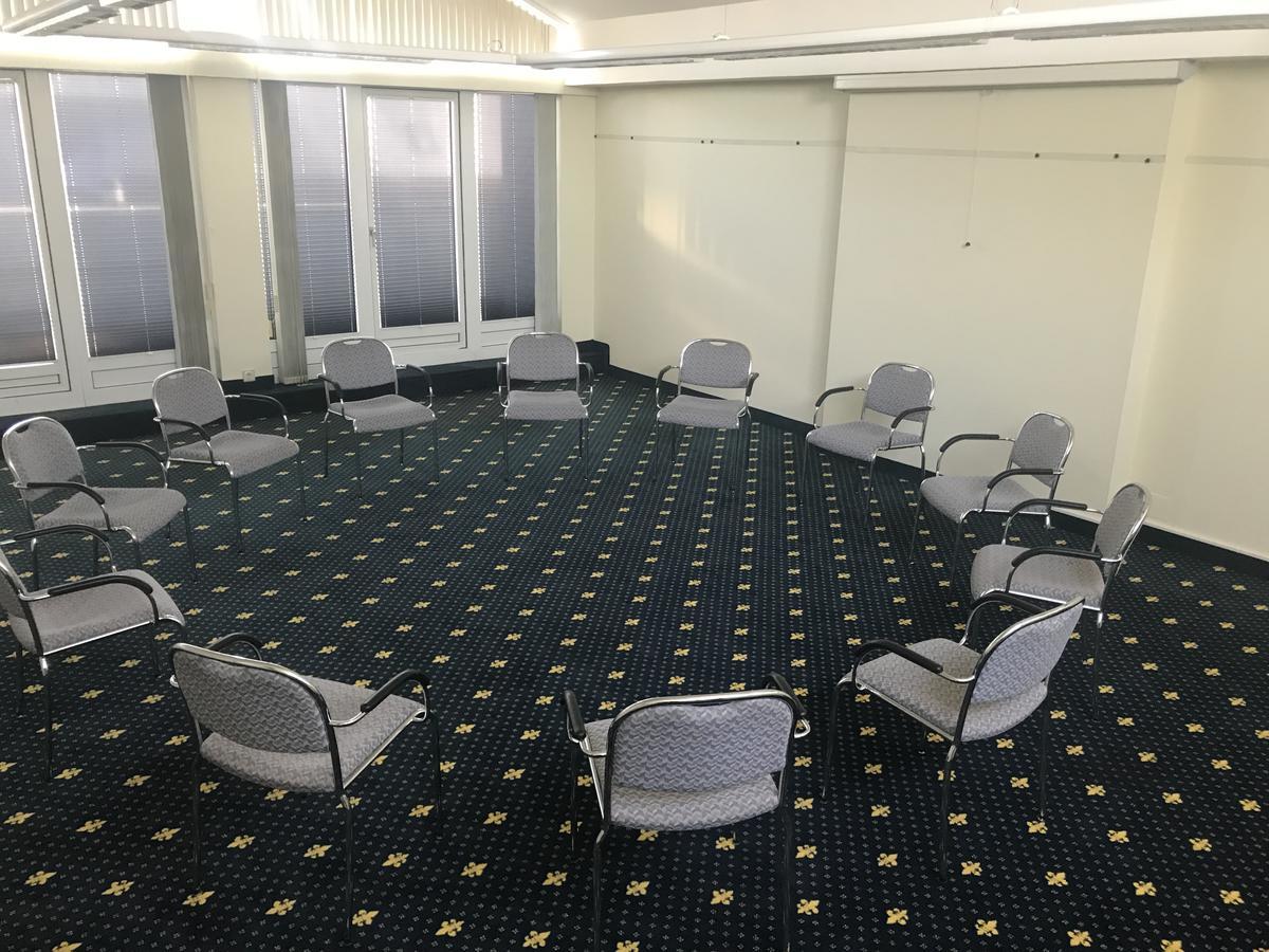 Karaman Group Hotel 바트넨도르프 외부 사진