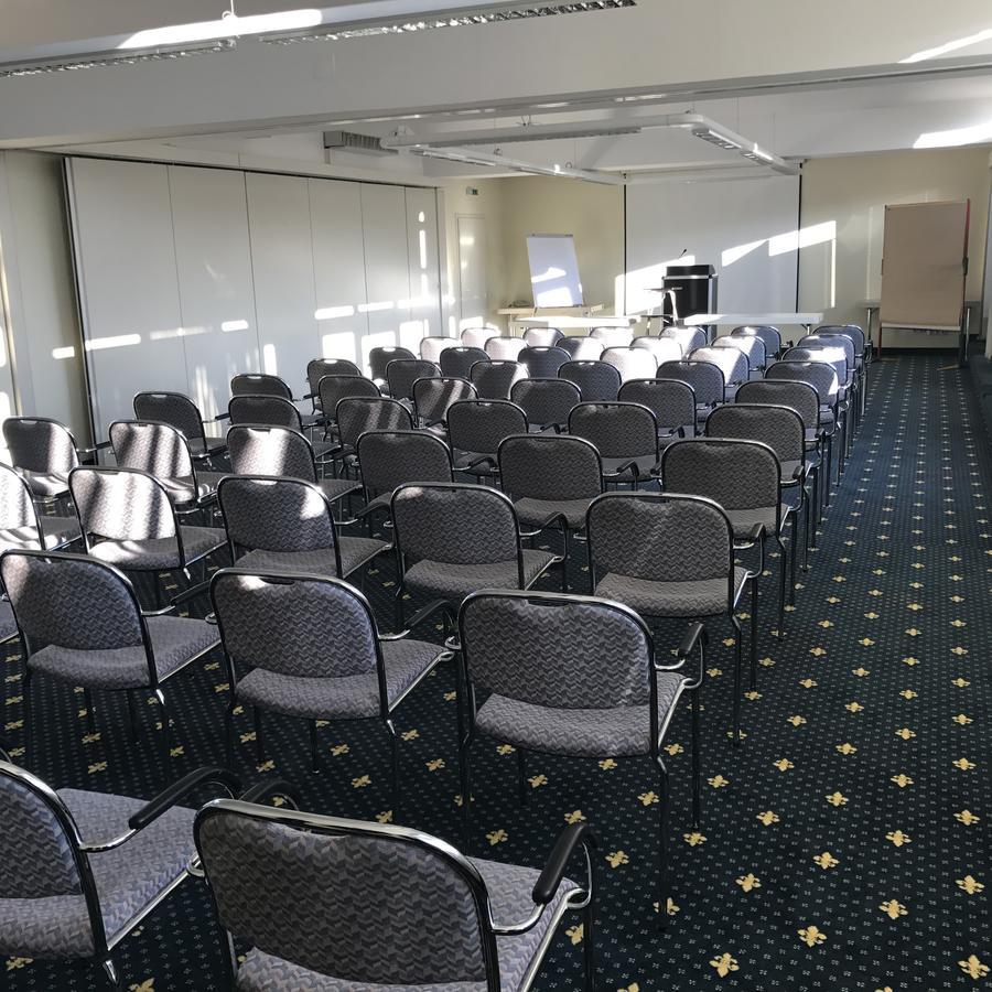 Karaman Group Hotel 바트넨도르프 외부 사진